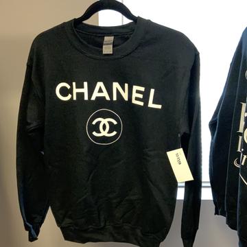 Chanel shops sweatshirt womens